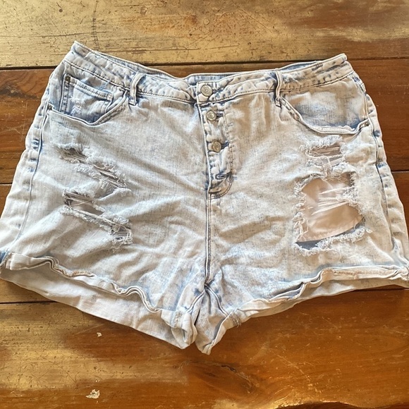 Time And Tru High Rise Jean Shorts Super Distressed 20 - Picture 13 of 13